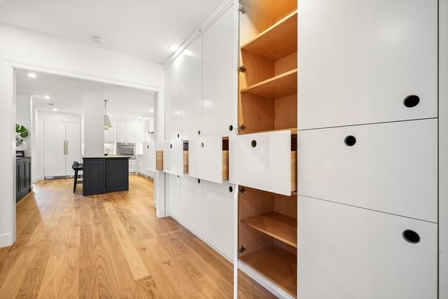 130 Mount Auburn Street 311, Cambridge, MA 02138