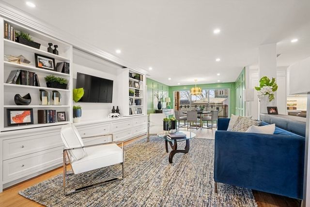 130 Mount Auburn Street 311, Cambridge, MA 02138
