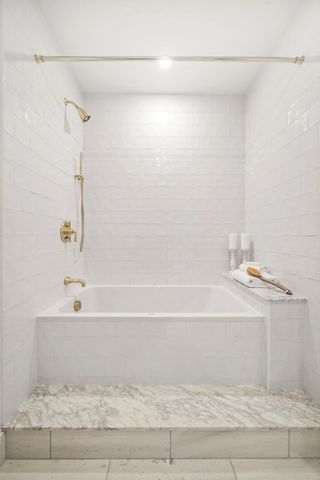 130 Mount Auburn Street 311, Cambridge, MA 02138