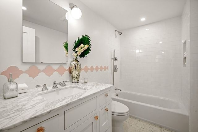 130 Mount Auburn Street 311, Cambridge, MA 02138