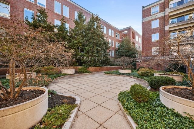 130 Mount Auburn Street 311, Cambridge, MA 02138