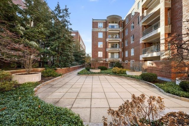 130 Mount Auburn Street 311, Cambridge, MA 02138