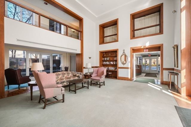 130 Mount Auburn Street 311, Cambridge, MA 02138