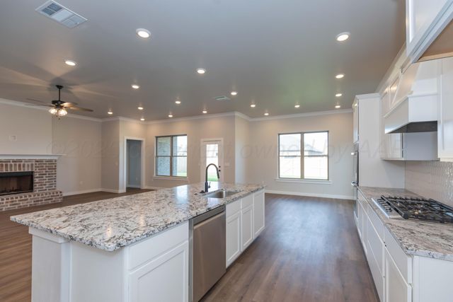 7606 CASTLEMAN Road, Amarillo, TX 79119