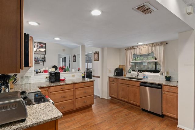 8095 PHILATELIC DRIVE, Spring Hill, FL 34606