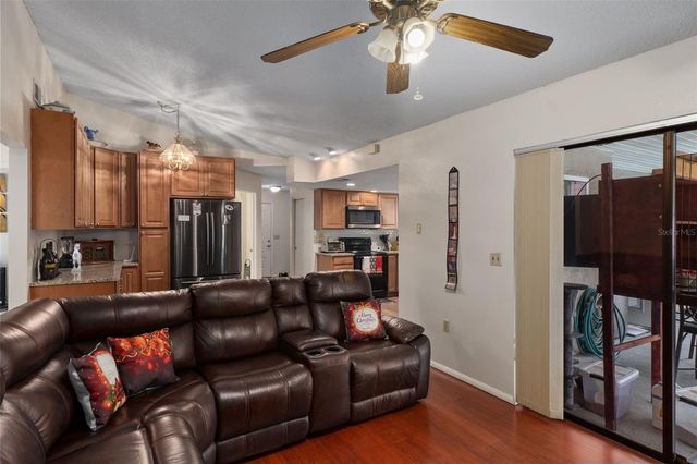 8095 PHILATELIC DRIVE, Spring Hill, FL 34606