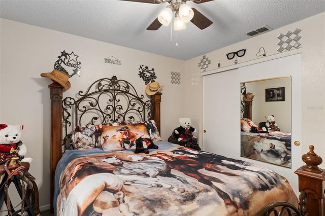 8095 PHILATELIC DRIVE, Spring Hill, FL 34606