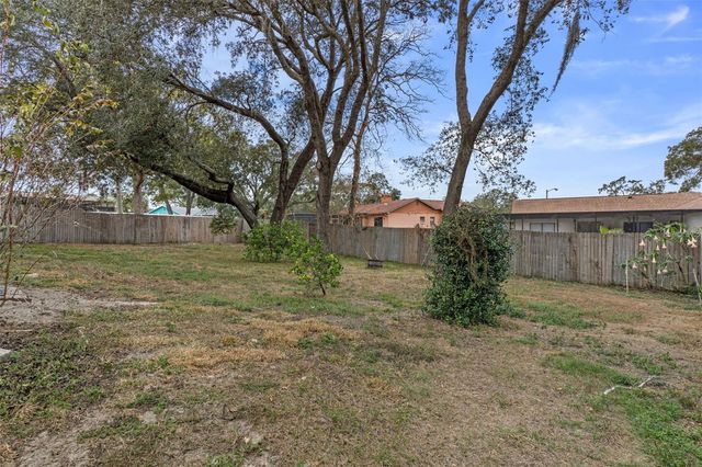 8095 PHILATELIC DRIVE, Spring Hill, FL 34606