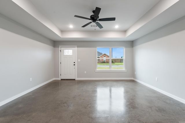 303 Parkway Avenue, Morrilton, AR 72110