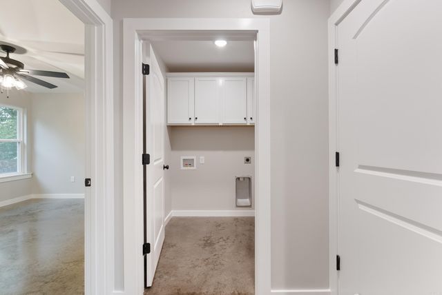 303 Parkway Avenue, Morrilton, AR 72110