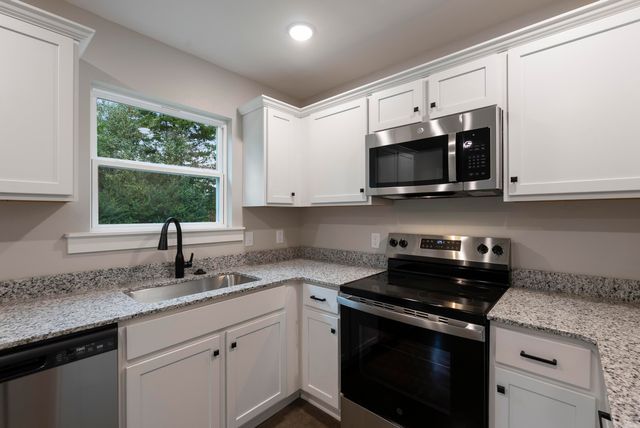 303 Parkway Avenue, Morrilton, AR 72110