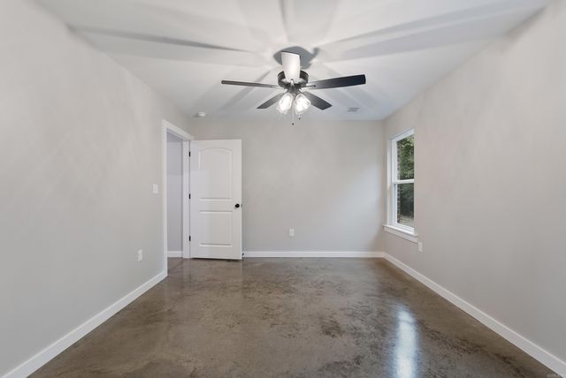 303 Parkway Avenue, Morrilton, AR 72110