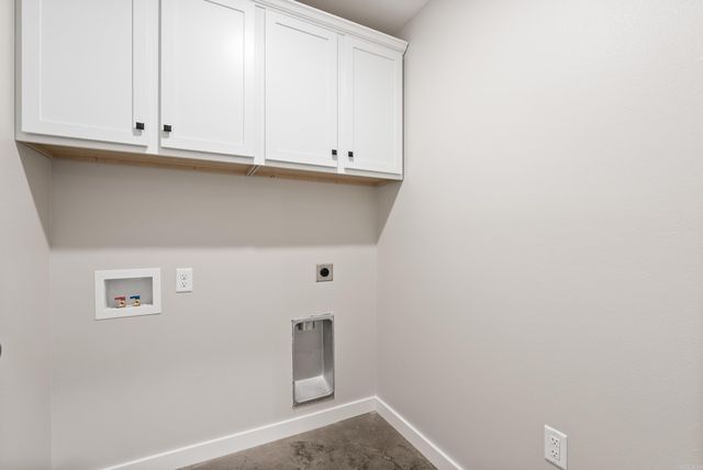 303 Parkway Avenue, Morrilton, AR 72110