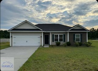 152 Summerhill Drive NE, Ludowici, GA 31316