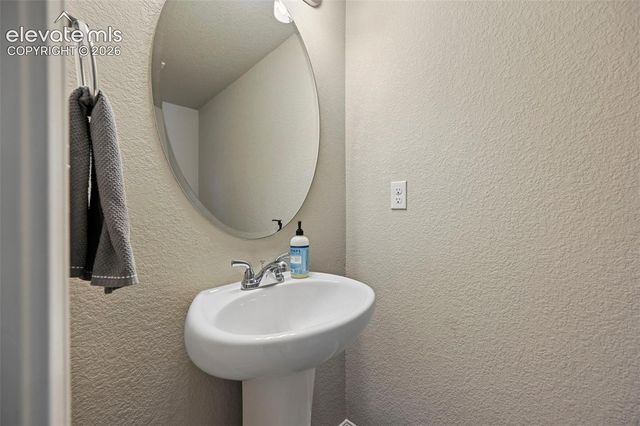 5251 Aeroglide Loop, Colorado Springs, CO 80916
