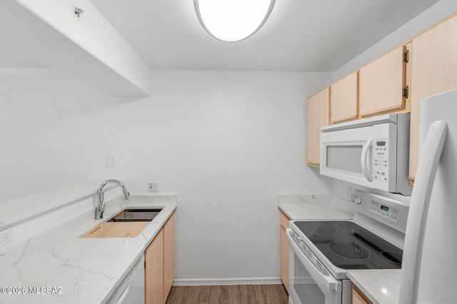 5751 N Kolb Rd Unit 40107, Tucson, AZ 85750