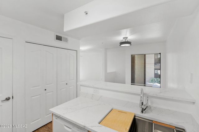 5751 N Kolb Rd Unit 40107, Tucson, AZ 85750