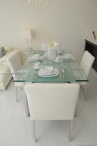 200 Biscayne Boulevard Way 3809, Miami, FL 33131