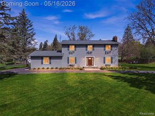 1848 Packer Road, Bloomfield Hills, MI 48302