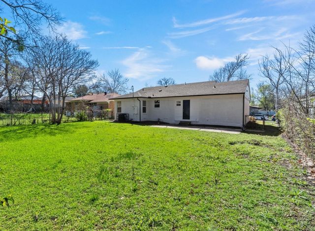 2315 Housley Drive, Dallas, TX 75228