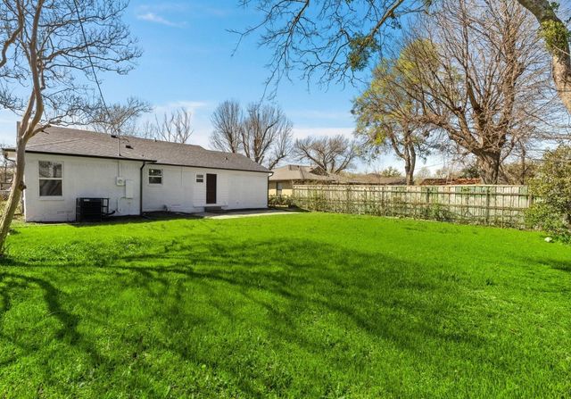 2315 Housley Drive, Dallas, TX 75228