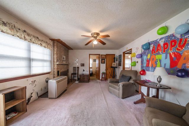 12357 SW Tawakoni Rd, Augusta, KS 67010