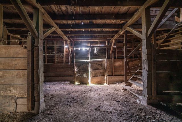 12357 SW Tawakoni Rd, Augusta, KS 67010