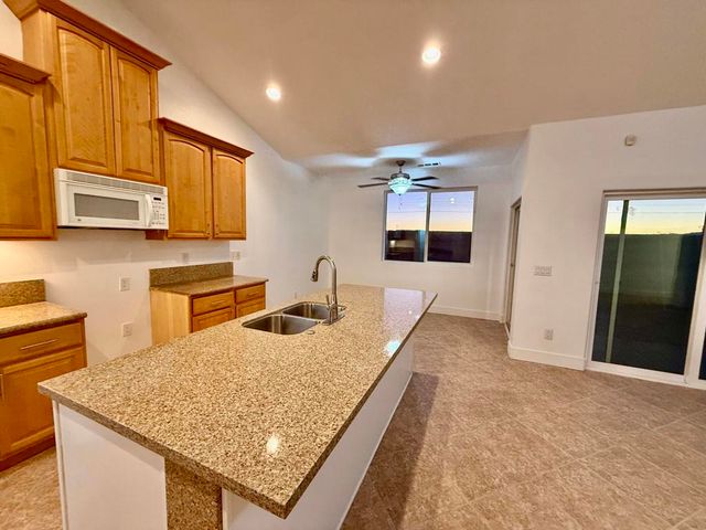 2283 Azure Street, Thermal, CA 92274