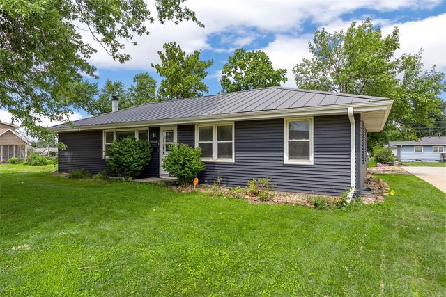 2902 14th Avenue, Marion, IA 52302