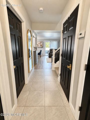 7 Elizabeth Court, Howell, NJ 07731