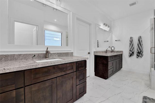 1615 Vermont Street, Houston, TX 77006