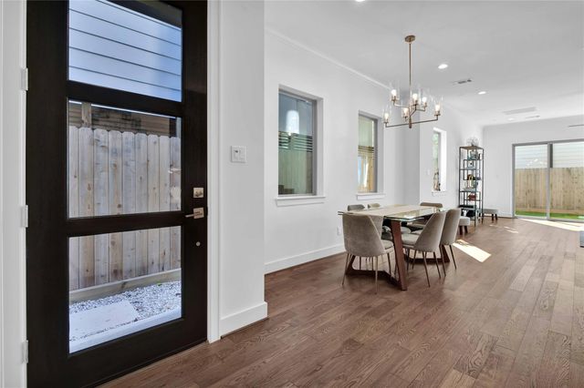 1615 Vermont Street, Houston, TX 77006