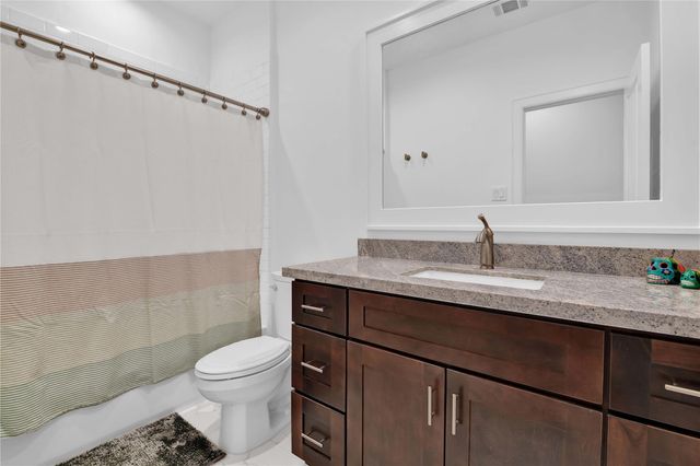 1615 Vermont Street, Houston, TX 77006