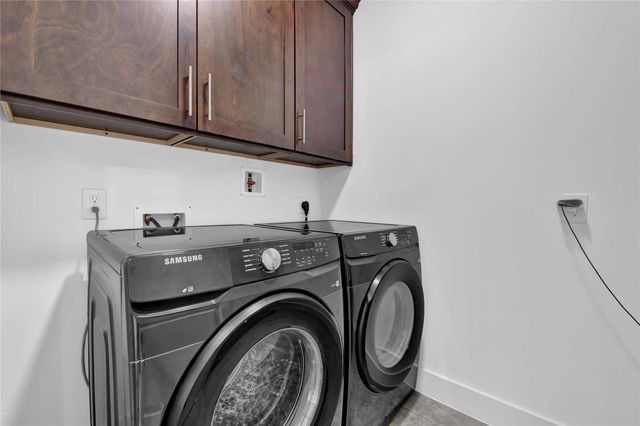1615 Vermont Street, Houston, TX 77006