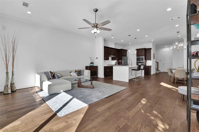 1615 Vermont Street, Houston, TX 77006