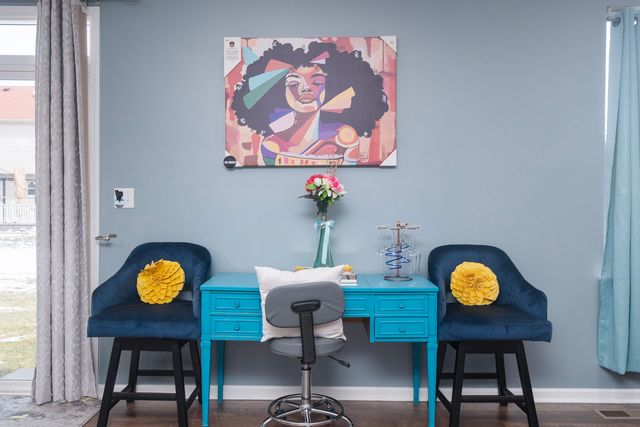 303 Owen Court, Oswego, IL 60543