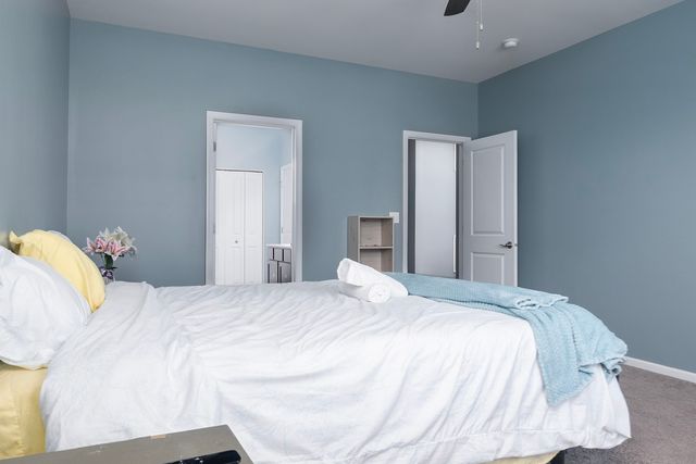 303 Owen Court, Oswego, IL 60543