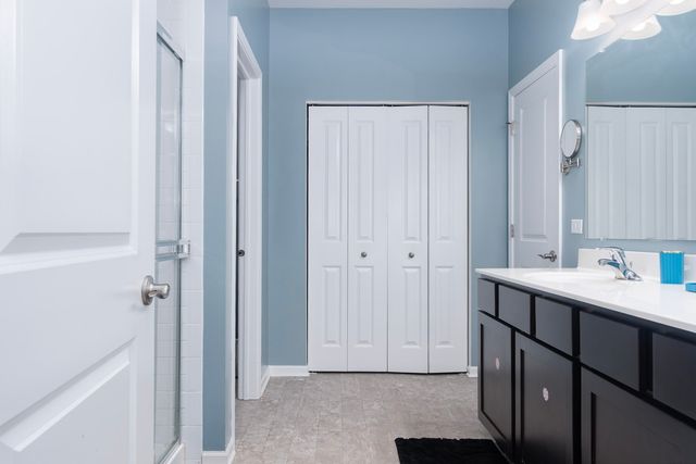 303 Owen Court, Oswego, IL 60543