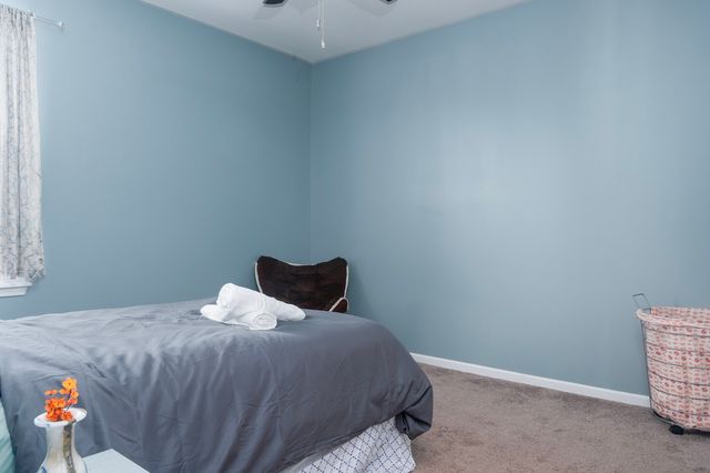 303 Owen Court, Oswego, IL 60543