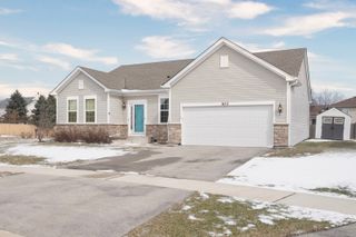 303 Owen Court, Oswego, IL 60543