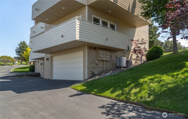 87 Red Hawk Drive, Orondo, WA 98843