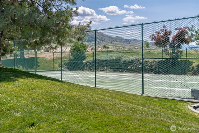 87 Red Hawk Drive, Orondo, WA 98843