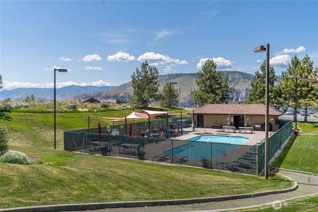 87 Red Hawk Drive, Orondo, WA 98843