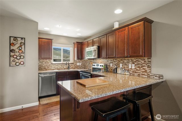 87 Red Hawk Drive, Orondo, WA 98843