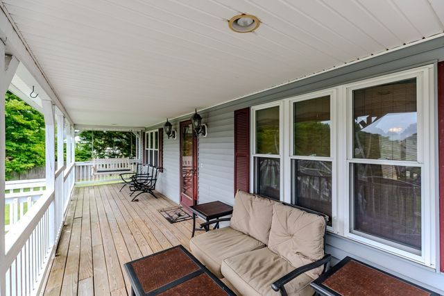 5 Spruce Street, Blackstone, MA 01504