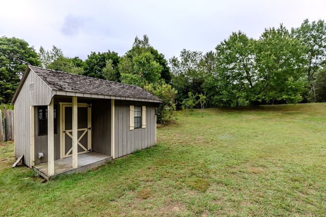 5 Spruce Street, Blackstone, MA 01504