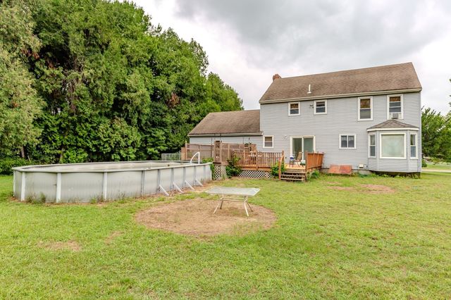 5 Spruce Street, Blackstone, MA 01504