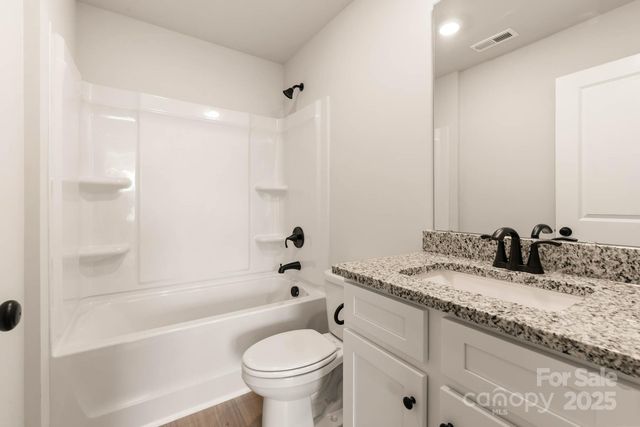 1048 Russell Drive, Winston Salem, NC 27127