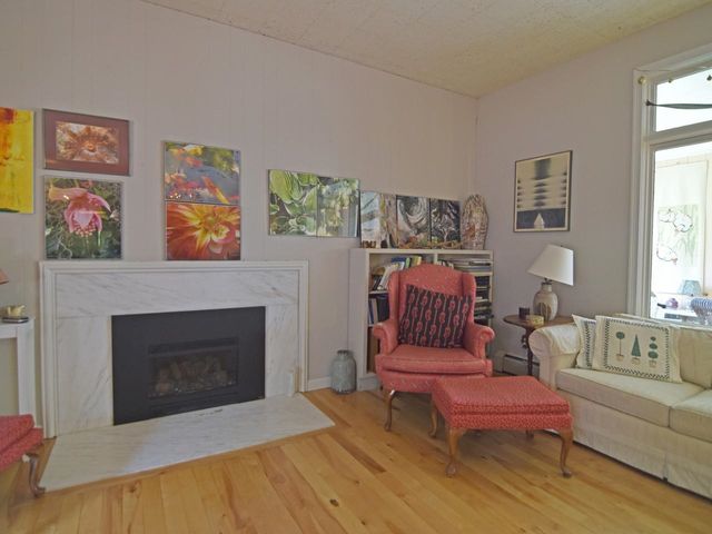 33 Summit Ridge, Burlington, VT 05401