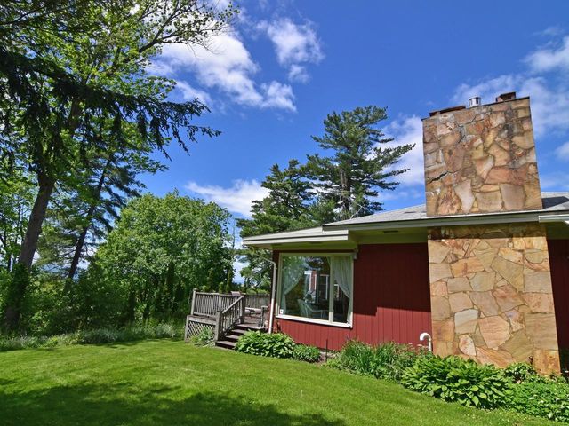 33 Summit Ridge, Burlington, VT 05401
